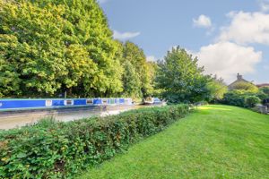 Communal Garden- click for photo gallery